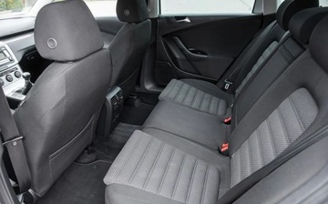 Volkswagen Passat B6 Variant 2.0 TDI PD-DPF 140KM 2007 Volkswagen Passat Variant 2.0TDI 140KM SportLIne Alu 18 Climatron Pdc Po S, zdjęcie 22