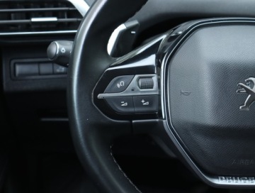 Peugeot 3008 II Crossover 1.2 PureTech 130KM 2019 Peugeot 3008 1.2 PureTech, Salon Polska, zdjęcie 21