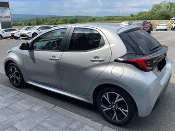 Toyota Yaris IV Hatchback Facelifting 1.5 Hybrid Dynamic Force 116KM 2025 Style 1.5 Hybrid 116KM | Podgrzewane fotele!, zdjęcie 3