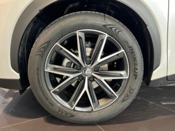Lexus LBX 1.5 Hybrid 136KM 2025 Od ręki - Cool 1.5 Hybrid 136KM | Podgrzewane fotele!, zdjęcie 18