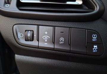 Hyundai i30 III Wagon Facelifting 1.5 T-GDI 48V 160KM 2023 Hyundai i30 1.5 T-GDI 48V 160KM Smart Salon PL Serwis ASO FV23 1.5 Benzyna, zdjęcie 17