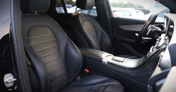 Mercedes GLC C253 2020 Mercedes-Benz GLC 2.0 258KM 4Matic AMG Navi Kamera Panorama Tempomat Gwara, zdjęcie 12