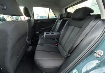 Volkswagen T-Roc I SUV Facelifting 1.5 TSI ACT 150KM 2023 Volkswagen T-Roc Life Plus Pakiety, Kamera cofania, ACC, Keyless, Digital, zdjęcie 17