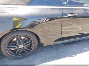 Mercedes Klasa E W213 2018 Mercedes-Benz Klasa E 2018 MERCEDES-BENZ E 400 3.0 Benzyna 329KM, zdjęcie 5