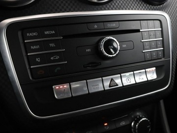 Mercedes Klasa A W176 Hatchback 5d Facelifting 220 184KM 2017 Mercedes A 220 4x4 automat full LED półskóra,, zdjęcie 26