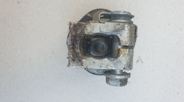 KŘIŽÁK SLOUPCE ŘÍDÍCÍ MERCEDES SLK R170