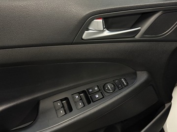 Hyundai Tucson III SUV 1.7 CRDi 141KM 2017 Hyundai Tucson Hyundai Tucson, zdjęcie 16
