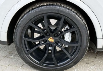 Porsche Cayenne III SUV Turbo 4.0 550KM 2019 Porsche Cayenne Porsche Cayenne 4.0 Benzyna 550KM, zdjęcie 38