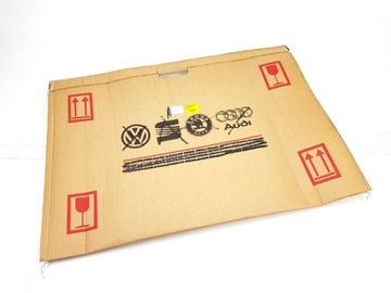 NOVÝ ORIG. SKLO (OKNO) DVEŘE LEVÝ ZADNÍ VW BORA 1J5845025H