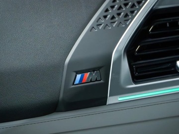 BMW XM SUV Plug-In 3.0 50e 476KM 2025 BMW XM 50e Suv 3.0 (476KM) 2025, zdjęcie 11