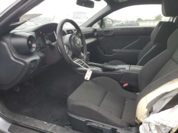 Toyota 2024 Toyota GR86 2024r., 2.4L 2.4 Benzyna 228KM, zdjęcie 6