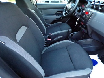 Dacia Duster II SUV 1.6 SCe 115KM 2018 Dacia Duster Klimatyzacja / Gwarancja / 1.6 115KM, zdjęcie 21