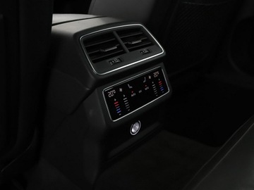 Audi A6 C8 Avant 2.0 40 TDI 204KM 2019 Audi A6 Avant mHEV Matrix LED skóra/alcantara, zdjęcie 38