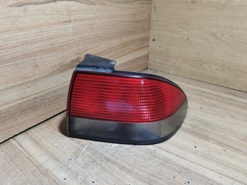 LAMPA PRAWA TYŁ SAAB 9-3 5D W BŁOTNIK