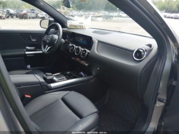 Mercedes GLA II 2021 Mercedes-Benz GLA 2021 MERCEDES-BENZ GLA 250 4MATIC 2.0 Benzyna 221KM, zdjęcie 5