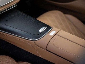 Mercedes Klasa E W214 Sedan 3.0 450d 367KM 2025 E Klasa 450 d 4-Matic Exclusive 3.0 (367KM) 2025, zdjęcie 16