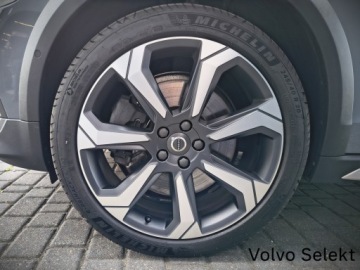 Volvo V60 II  Kombi Facelifting 2.0 B5 250KM 2023 Volvo V60 Cross Country V60CC B5B Bowers&amp;Wilkins K, zdjęcie 9