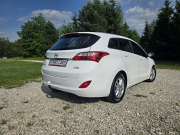 Hyundai i30 II Wagon Facelifting 1.6 CRDi 136KM 2015 Hyundai i30 1.6 CRDi 136KM # Duża Navi #, zdjęcie 1