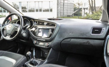 Kia Ceed II Kombi Facelifting 1.6 CRDi 136KM 2016 Kia Ceed Salon PL Lift 2016 r. Bezwypadkowy VAT23 1.6 Diesel 136KM, zdjęcie 9