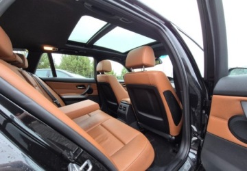 BMW Seria 3 E90-91-92-93 Touring E91 2.0 318d 143KM 2010 BMW Seria 3 2,0 143 KM M-Pakiet Nowy Rozrzad Kamera PDC Xenon Navi, zdjęcie 9