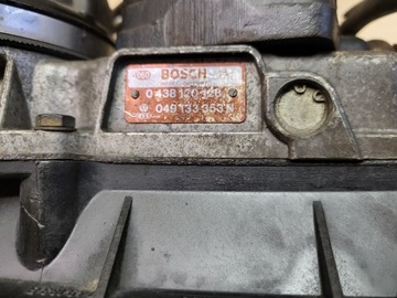 ТОПЛИВОРАСПРЕДЕЛИТЕЛЬ ДРОССЕЛЬНАЯ ИНЖЕКЦИЯ ВОЗДУХОЗАБОРНИК AUDI 049133353N OE