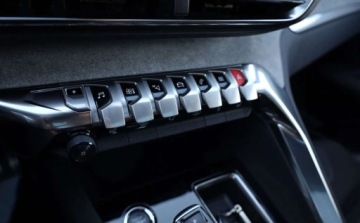 Peugeot 3008 II Plug-In Hybrid Facelifting 1.6 HYBRID 225KM 2021 Peugeot 3008 Peugeot 3008 225 e-EAT8 GT Pack 1.6 Hybryda Plug-in 225KM, zdjęcie 12