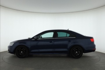 Volkswagen Jetta VI Sedan 1.6 TDI CR DPF 105KM 2012 VW Jetta 1.6 TDI, Salon Polska, Klima, zdjęcie 2