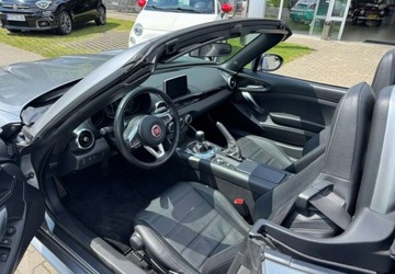 Fiat 124 Spider 1.4 MultiAir II 140KM 2019 Fiat 124 Spider Fiat 124 Spider 1.4 MultiAir Turbo Lusso 1.4 Benzyna 140KM, zdjęcie 10