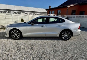 Volvo S60 III 2021 Volvo S60 Volvo S60 2.0 Hybryda 250KM, zdjęcie 24