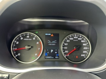 Mitsubishi Eclipse Cross SUV 1.5 T 163KM 2019 Mitsubishi Eclipse Cross Kamera360 Grzane fot. Hak, zdjęcie 16
