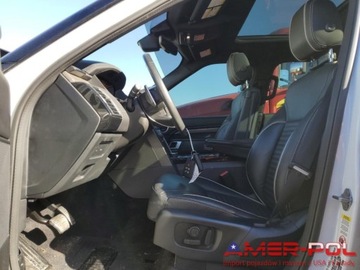 Land Rover Discovery V Terenowy 3.0 Si6 340KM 2020 Land Rover Discovery HSE_4x4_3.0 L_340 km_2020r_7 osobowy 3.0 Benzyna 340KM, zdjęcie 7