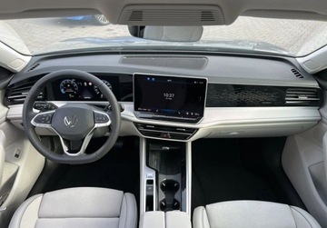 Volkswagen Passat B8 Variant Facelifting 1.5 TSI EVO 150KM 2025 Volkswagen Passat Elegance 1.5 TSI ACT mHEV DSG 1.5 Benzyna 150KM, zdjęcie 3