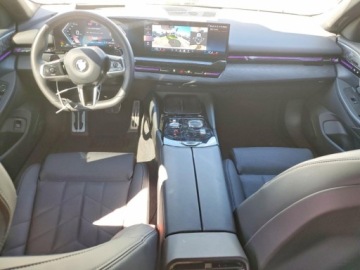 BMW Seria 5 G90-91 2024 BMW Seria 5 530I 2024 2.0 Benzyna 255KM, zdjęcie 8