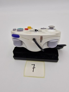 КОНСОЛЬ NINTENDO GAMECUBE DOL-101 PAL БЕЛАЯ