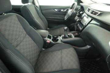 Nissan Qashqai II Crossover 1.2 DIG-T 115KM 2015 Nissan Qashqai 1.2 DIG-T, Navi, Klima, zdjęcie 6