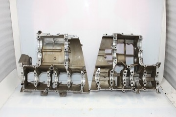 Картеры блока цилиндров двигателя Suzuki GSF 400 Bandit в сборе.