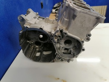 suzuki gsxr 750 k1-k2 картер двигателя блок двигателя