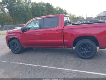 Chevrolet Silverado II 2024 Chevrolet Silverado 1500 Short Bed RST 2024 5.3l 5.3 Benzyna 355KM, zdjęcie 2