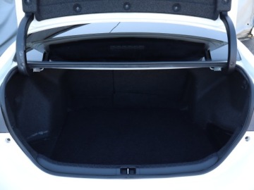 Toyota Corolla XI Sedan 1.6 Valvematic 132KM 2016 Toyota Corolla 1.6 Valvematic, Salon Polska, zdjęcie 13