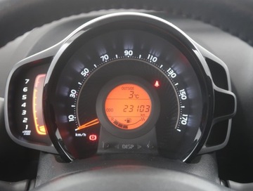 Toyota Aygo II Hatchback 3d Facelifting 1.0 VVT-i 72KM 2019 Toyota Aygo 1.0 VVT-i, Salon Polska, zdjęcie 10