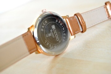 Женские часы. Золотой. Коричневый цветочный узор