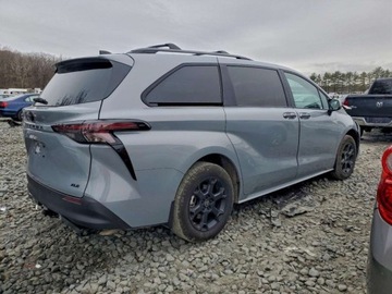 Toyota Sienna III 2025 Toyota Sienna XSE 2025 2.5 Hybryda 245KM, zdjęcie 3