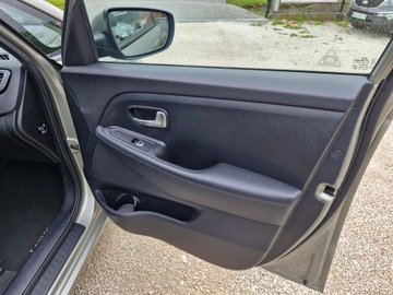 Kia Carens IV Minivan 1.6 GDI 135KM 2013 Kia Carens 2013 7-miejsc 1.6B 136KM z Niemiec Zarejestrowan Gwarancja, zdjęcie 18