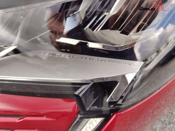 Peugeot 3008 II Plug-In Hybrid Facelifting 1.6 HYBRID 225KM 2021 Peugeot 3008 1.6 HYBRID 225 KM Automat Wersja Road Trip FVAT 23 1.6 225KM, zdjęcie 30