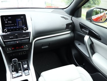 Mitsubishi Eclipse Cross SUV PHEV 2.4 188KM 2021 Mitsubishi Eclipse Cross Plug-in-Hybrid, zdjęcie 7