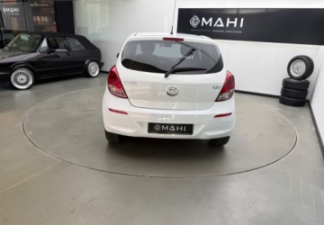 Hyundai i20 I Hatchback 5d Facelifting 1.2 DOHC 85KM 2013 Hyundai i20 Benzyna Klima Alu Led Raty Zamiana Gwarancja 1.2 Benzyna 85KM, zdjęcie 8