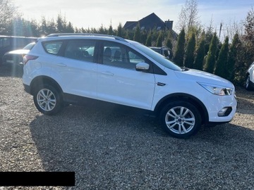 Ford Kuga II SUV Facelifting 1.5 EcoBoost 120KM 2017 Ford Kuga II 1.5 benz 120KM 2017r po serwisie! Bogata wersja!, zdjęcie 3
