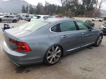 Volvo S90 II Sedan 2.0 T6 320KM 2018 Volvo S90 T6 Inscription 2018 2.0l 2.0 Benzyna 320KM, zdjęcie 3