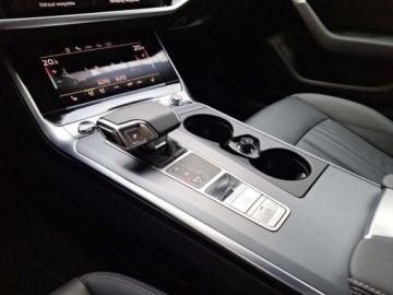 Audi A6 C8 Allroad 3.0 45 TDI 245KM 2025 Audi A6 Avant Hak holowniczy, Matrix LED, pakiet czern plus, FV, Carplay, zdjęcie 20
