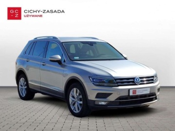 Volkswagen Tiguan II SUV 2.0 TDI SCR 240KM 2019 Volkswagen Tiguan 2.0 TDI 240KM 4Motion DSG Highline LED Virtual Kamera360, zdjęcie 22